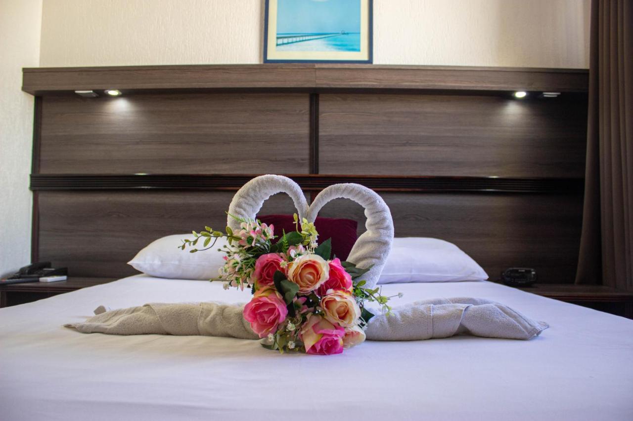 Hotel Le Paris Noumea Buitenkant foto