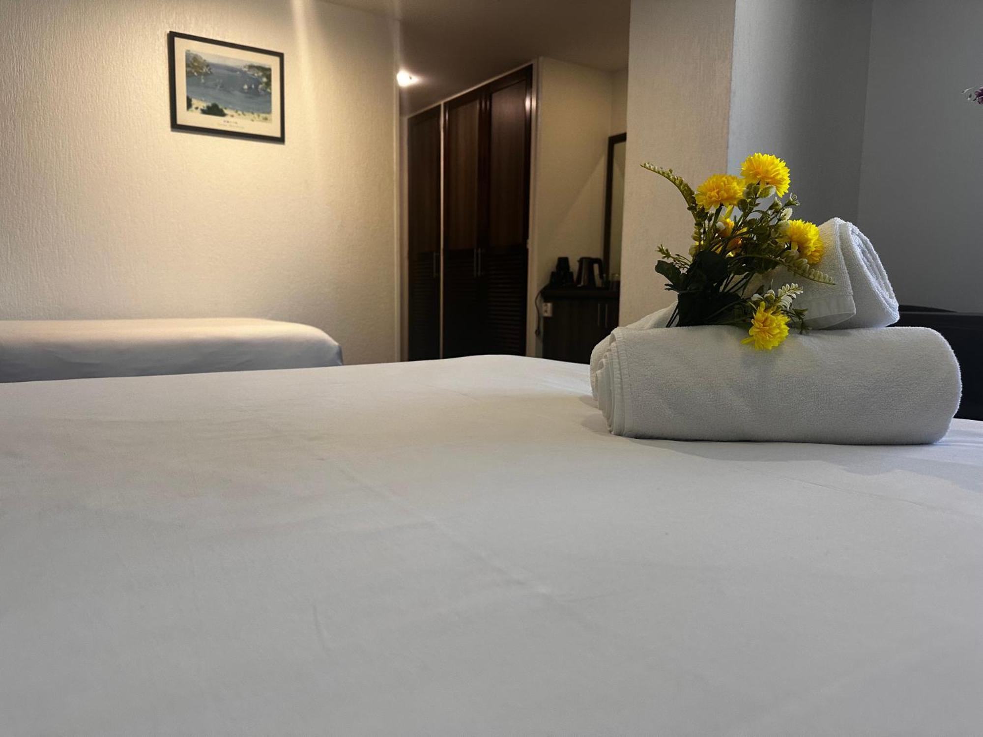 Hotel Le Paris Noumea Buitenkant foto